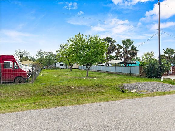 2nd image of 309 5th St