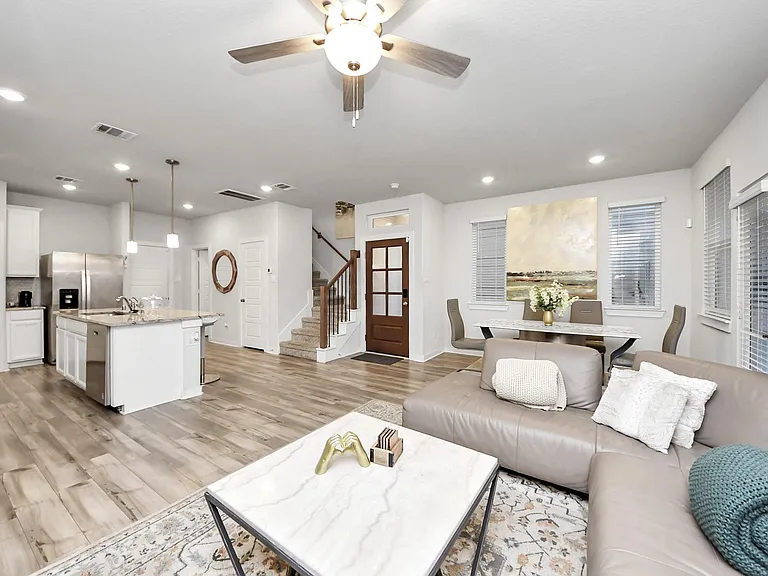 8207 Rising Stream Dr — Photo 11