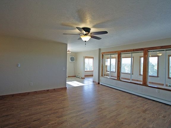 2nd image of 15970 Holloway Ln
