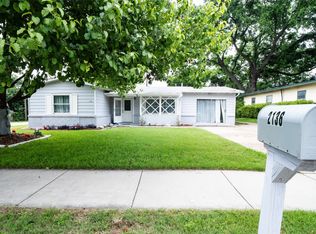 2136 Ridgeway St, Arlington, TX 76010
