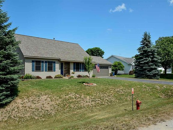 2nd image of 1283 Farmington Dr