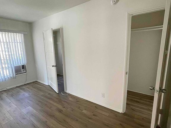 5th image of 302 N Louise St #3