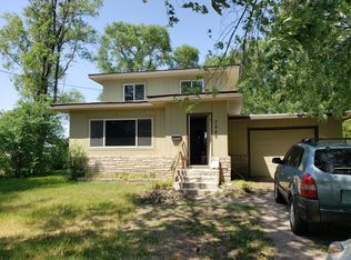7549 Noble Ave N, Brooklyn Park, MN 55443