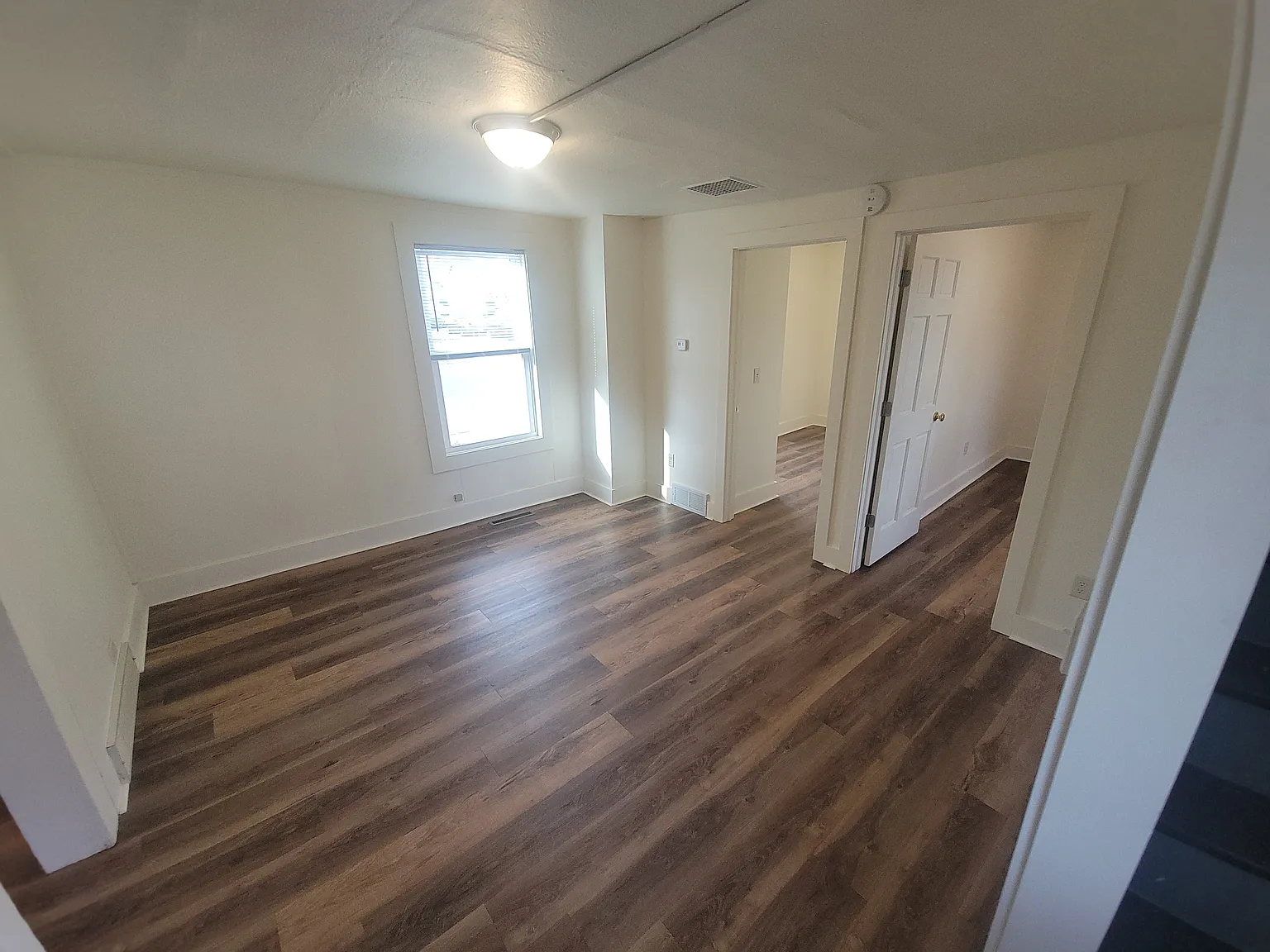 4 bed, 1.5 bath, $1,920 — Photo 2