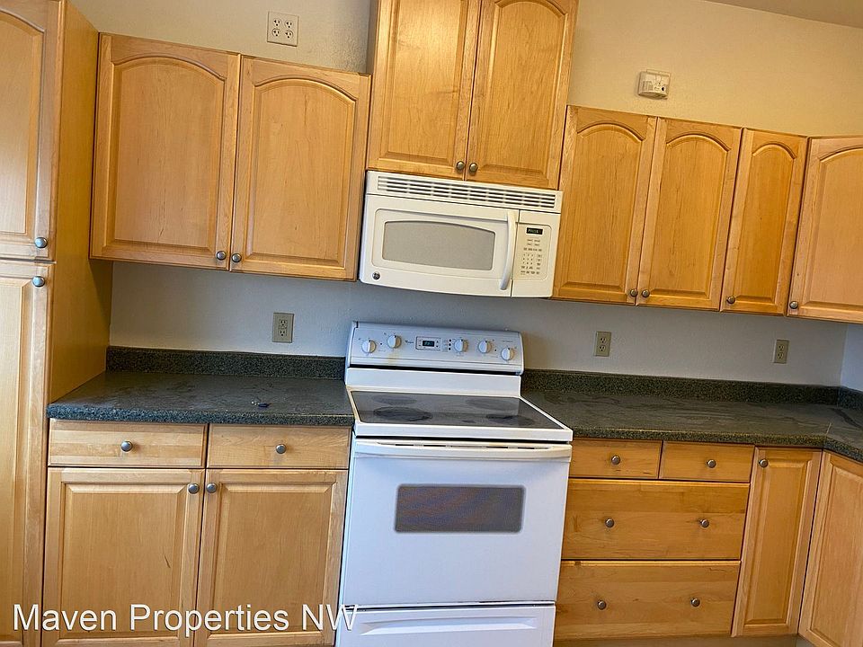 1st image of 115 E Main St #9