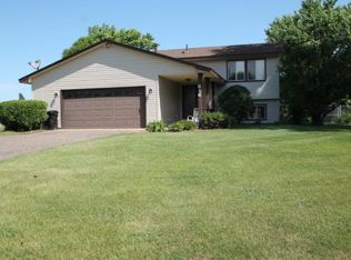616 Meadowwood Dr, Minneapolis, MN 55444