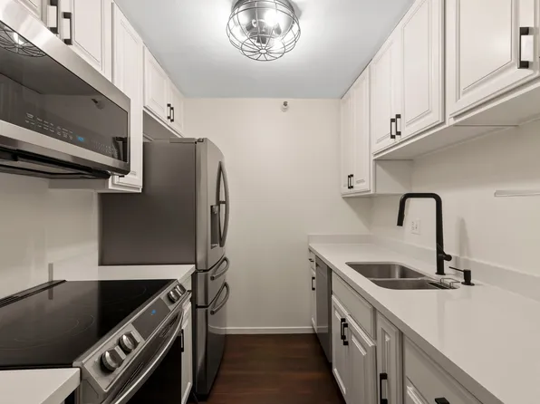 8239 Shelter Creek Ln, San Bruno, CA 94066