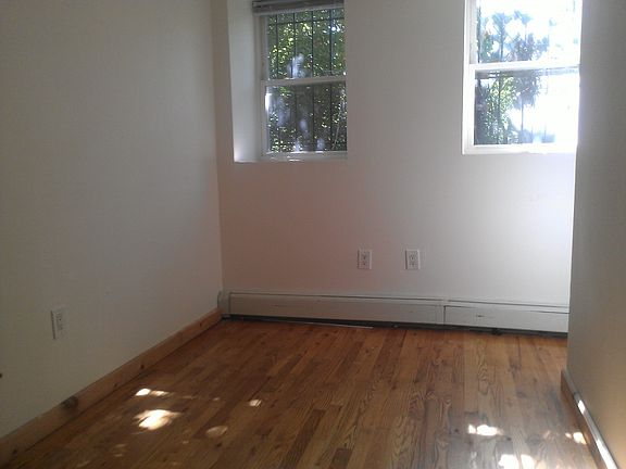5th image of 59 Saint Pauls Ave #101