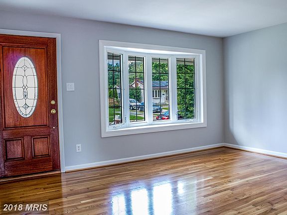 3rd image of 4712 Bartram St