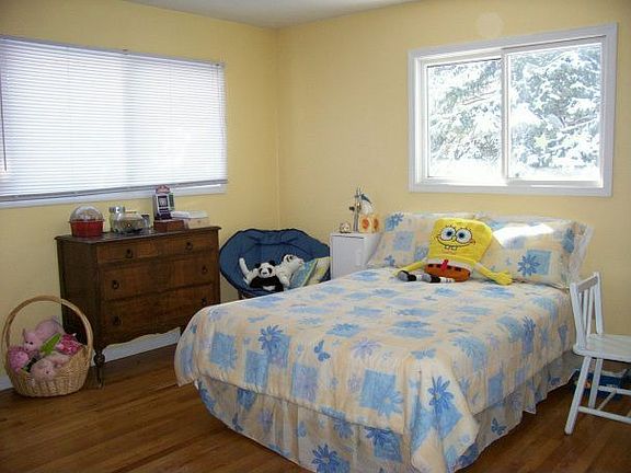 5th image of 3870 Fernleigh Dr