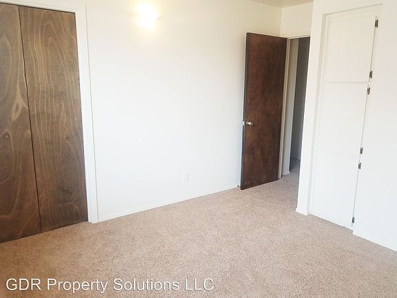 3rd image of 1928 Buena Vista Dr SE APT D