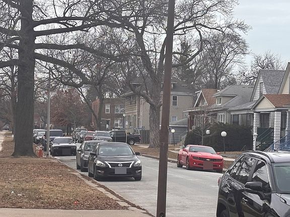 4th image of 10444 S Wabash Ave