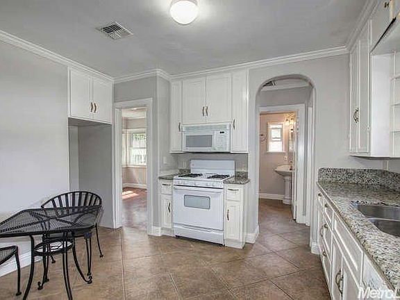 5th image of 4221 Custis Ave