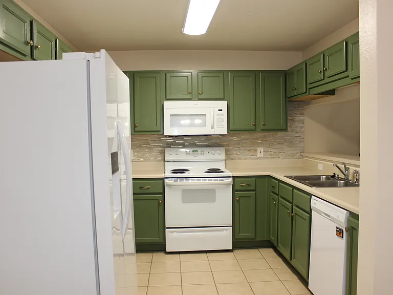 4434 Gearhart Rd #1704 — Photo 3