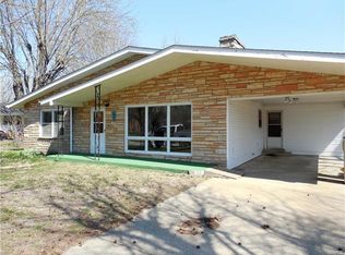 614 N Charles Ave, Saint James, MO 65559