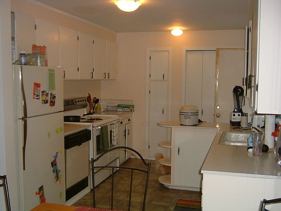5th image of 17928 36th Ave W