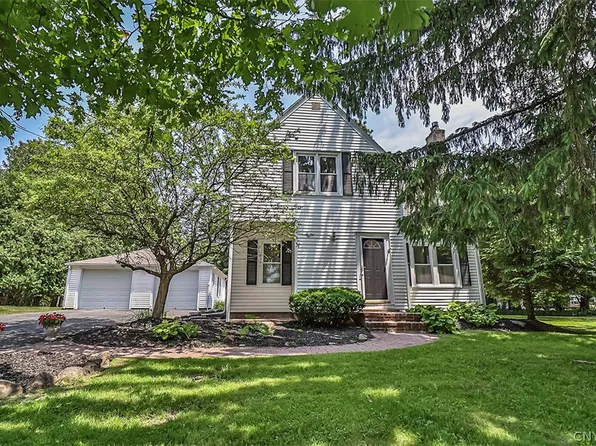 8347 Cazenovia Rd, Manlius, NY 13104