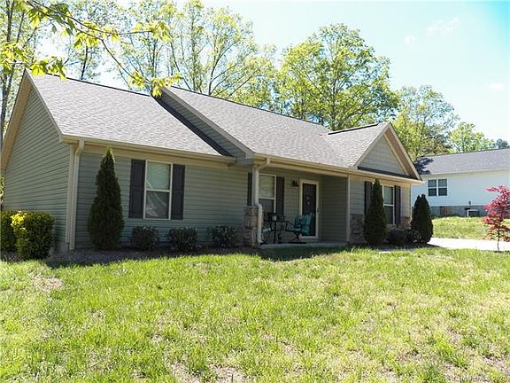 2nd image of 1723 Riverstone Dr