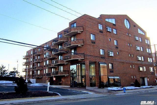 1st image of 750 W Broadway #4Q