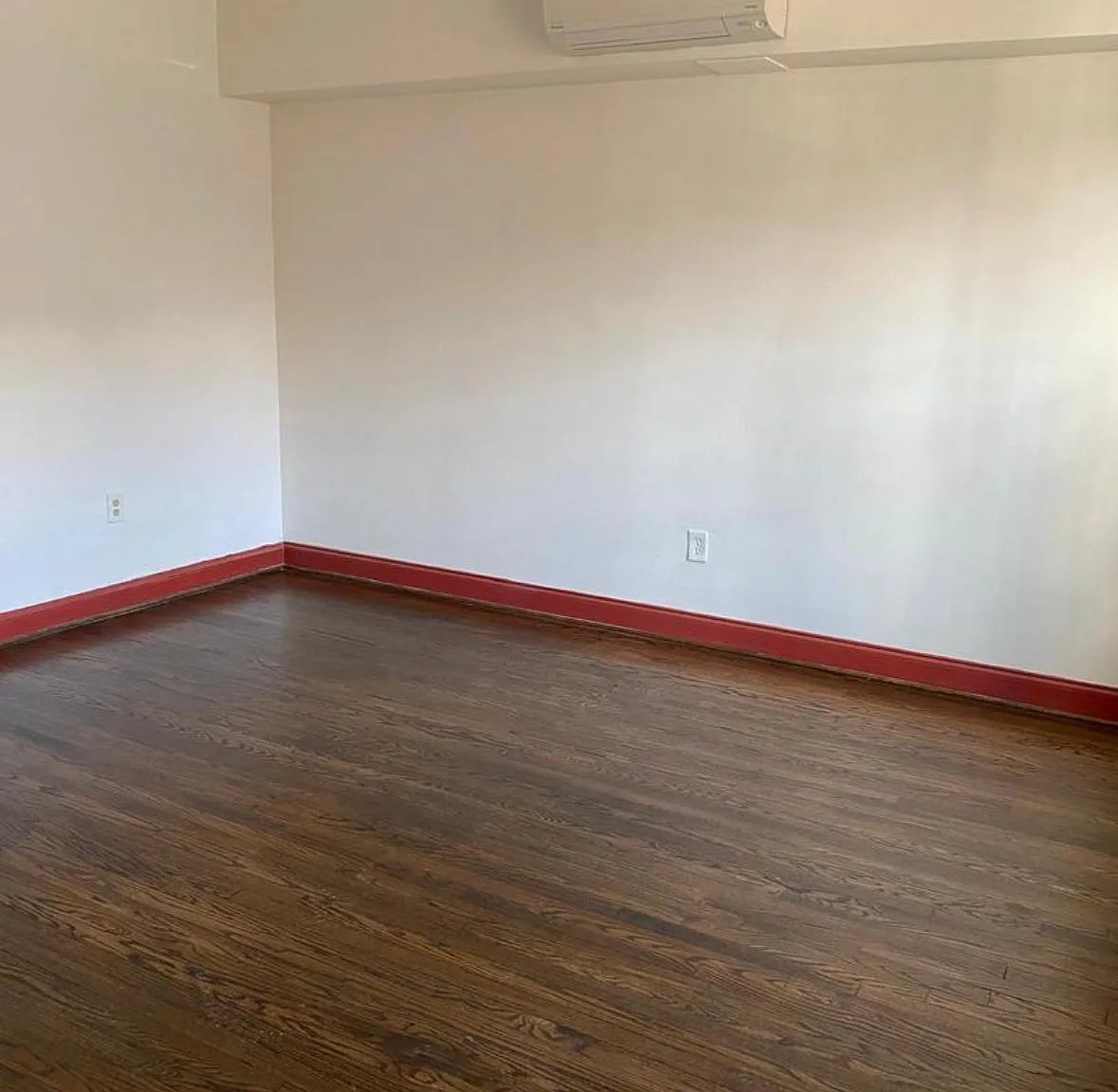 1613 18th St SE — Photo 1