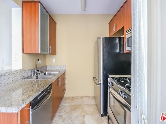2nd image of 620 S Gramercy Pl APT 414