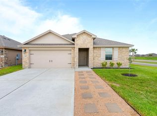 100 Silas St, Sinton, TX 78387