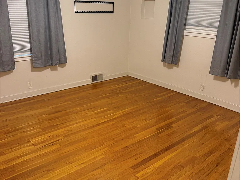 4 Edward St #1 — Photo 18