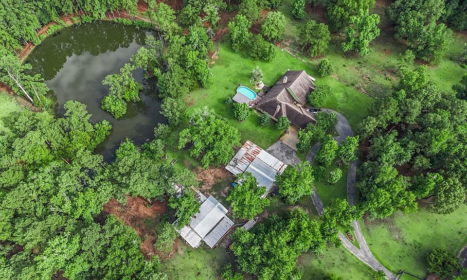 1st image of 2240 Whitehead Rd