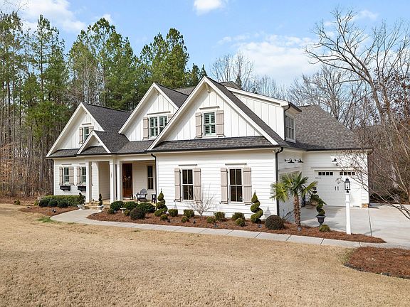 5th image of 197 Boxwood Dr