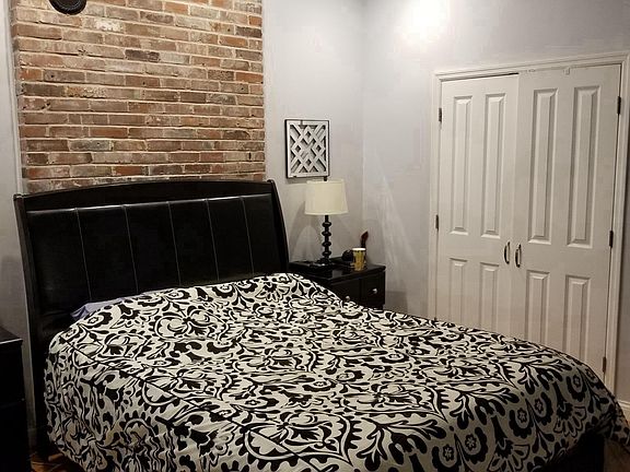 Upper bedroom