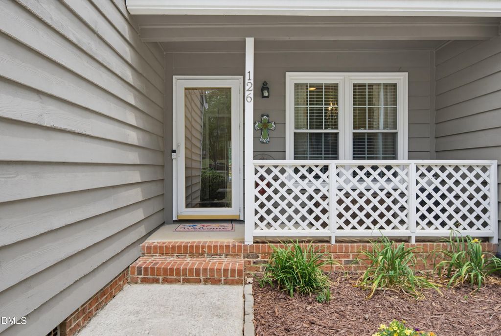 126 Lake Hollow Cir, Cary, NC - View 3