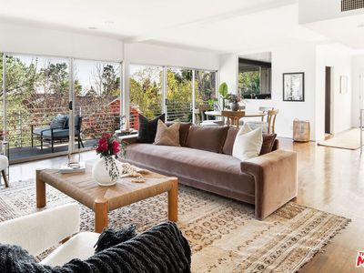 2980 Durand Dr, Los Angeles, CA, 90068