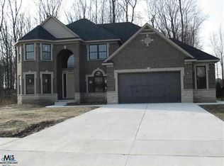 12877 Honey Locust Ave, Shelby Township, MI