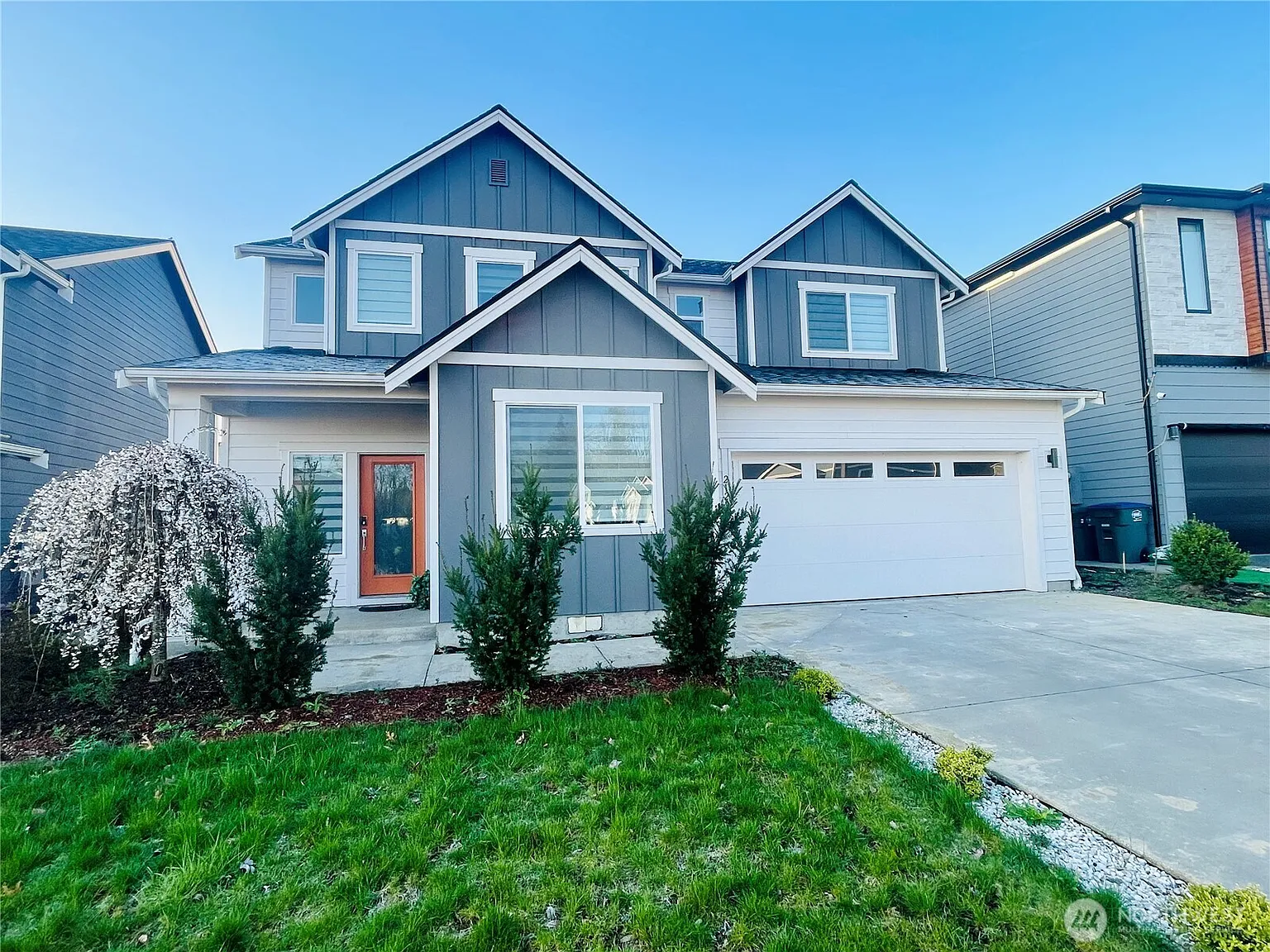 2129 Lancaster Way photo 1