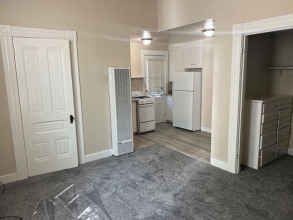 2nd image of 465 S 6th St #469