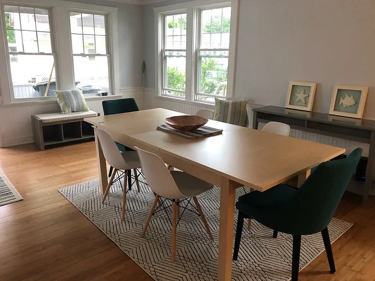 130 Union Ave — Photo 5