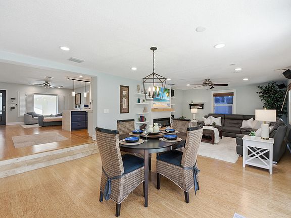 3rd image of 1515 SW 13th Court