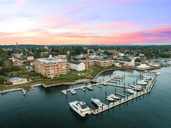 345 Thames St Unit 310, Bristol, RI 02809