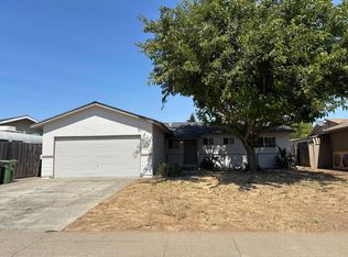 8739 Crucero Dr, Elk Grove, CA 95624
