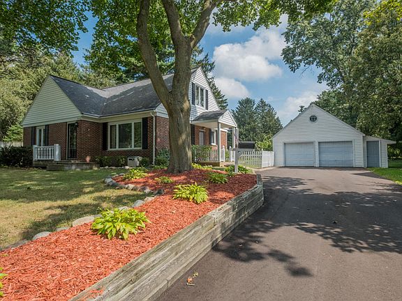 2nd image of 1506 Ferndale Ave