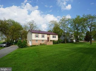 13431 Maugansville Rd, Hagerstown, MD 21740