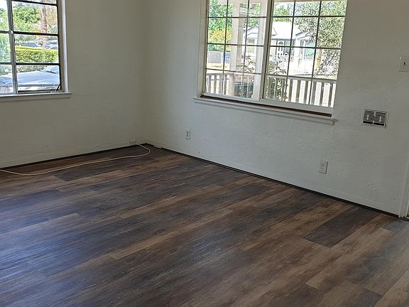 2nd image of 1724 S 5th St #1726