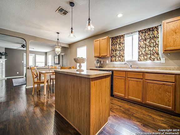 4th image of 25703 Lost Creek Way