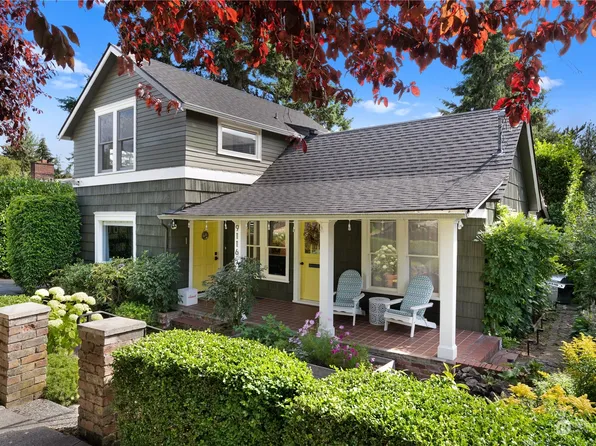 9116 15th Avenue NE, Seattle, WA 98115