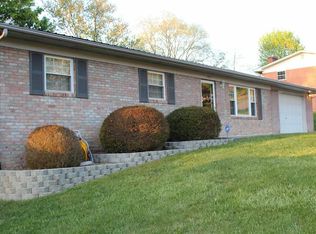 1315 Hickory Ln, Morristown, TN 37813