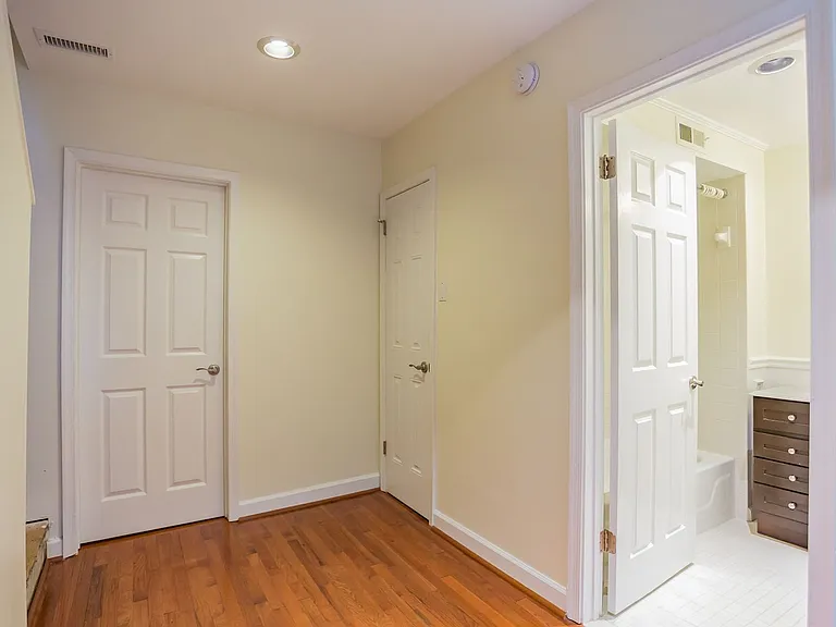 626 S Clifton St — Photo 3