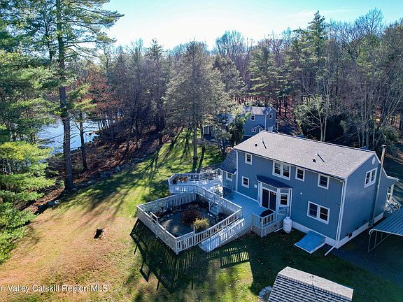 3rd image of 11 Blue Heron Drive