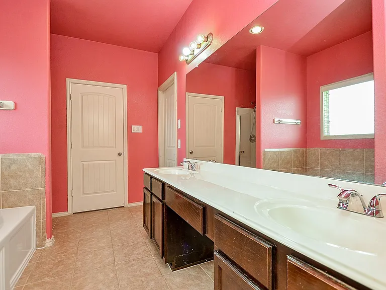 3427 Denton Meadows Ct — Photo 36