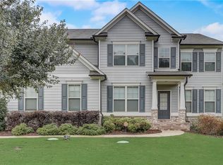 9215 Holly Wood Dr, Gainesville, GA 30506