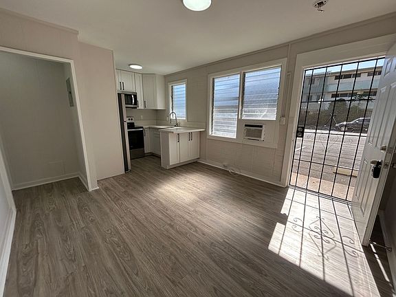 3rd image of 2620 Date St #1